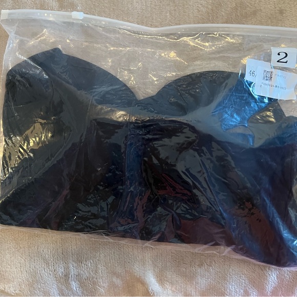 Bras - Picture 11 of 13